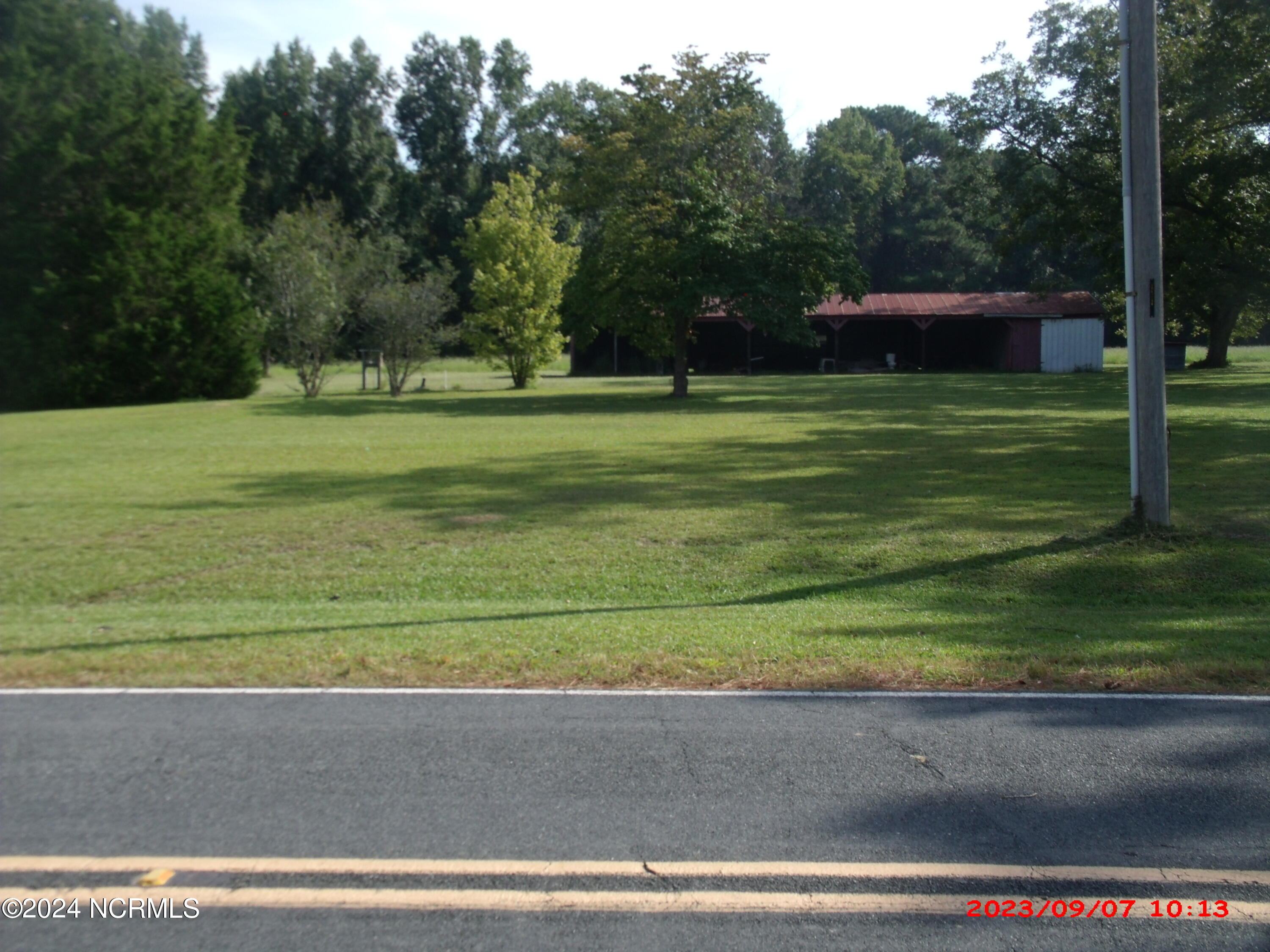 4820 Princess Ann Road Chadbourn, NC 28431 - Photo 1 of 13 s