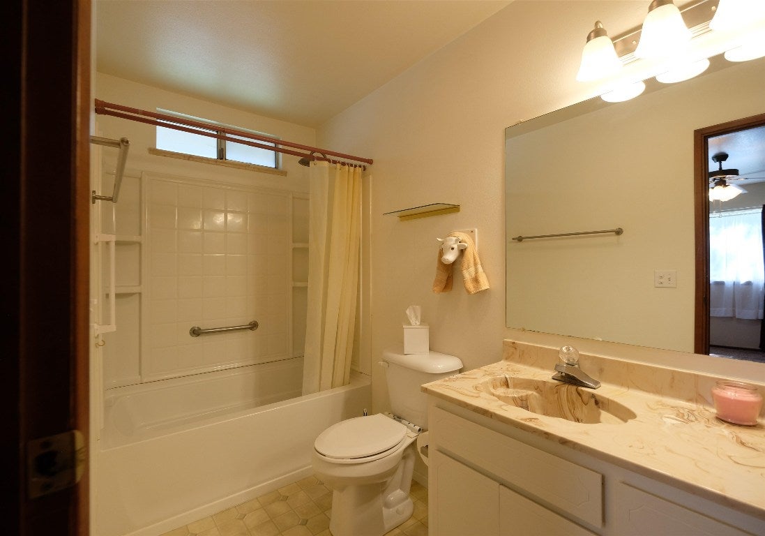 5906 Black Bear Road Weed, CA 96094 - Photo 25 of 36 Gallery Image 25