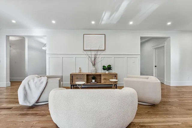 $2,395,000 | 2 Lily Lane, Wenham, MA 01984