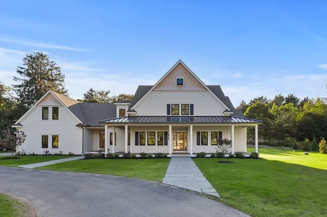 $2,395,000 | 2 Lily Lane, Wenham, MA 01984