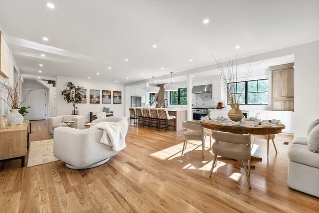 $2,395,000 | 2 Lily Lane, Wenham, MA 01984