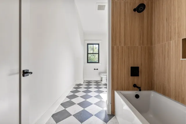 $2,395,000 | 2 Lily Lane, Wenham, MA 01984