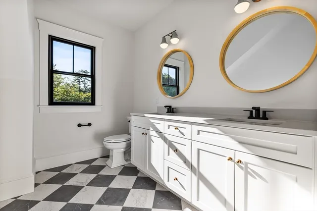 $2,395,000 | 2 Lily Lane, Wenham, MA 01984