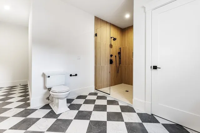 $2,395,000 | 2 Lily Lane, Wenham, MA 01984