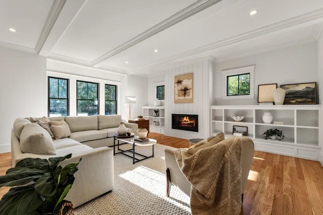 $2,395,000 | 2 Lily Lane, Wenham, MA 01984