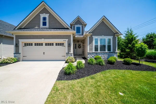 $530,000 | 31742 Del Lane, Avon Lake, OH 44012