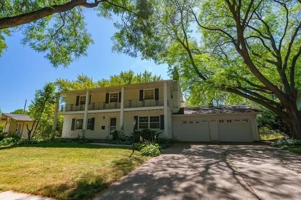 $3,900 | 6317 Masthead Drive, Madison, WI 53705