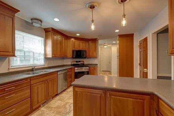 $3,900 | 6317 Masthead Drive, Madison, WI 53705