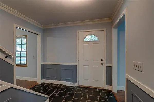 $3,900 | 6317 Masthead Drive, Madison, WI 53705