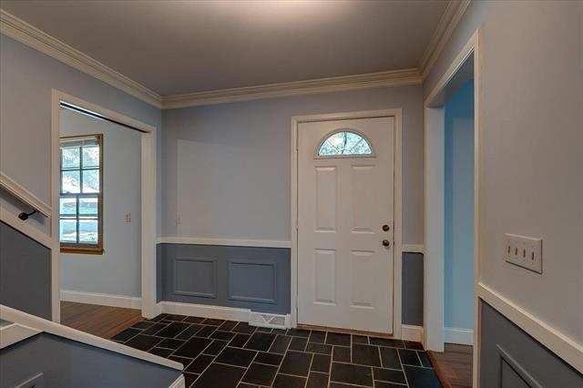 6317 Masthead Drive Madison, WI 53705 - Photo 6 of 67
