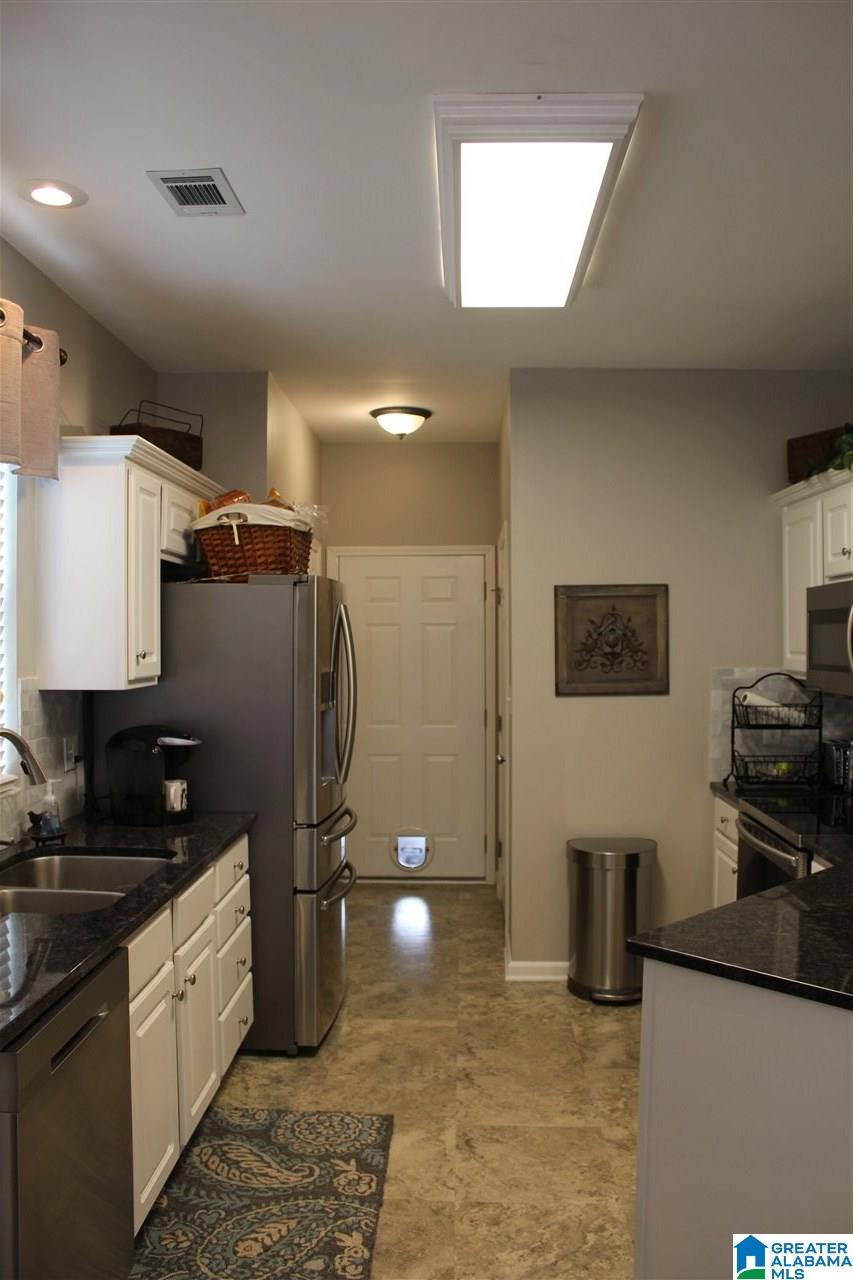 1900 Kent Circle Leeds, AL 35094 - Photo 36 of 50