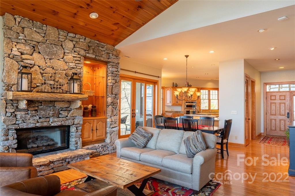 268 Sunset Point Road, Unit A2 Burnsville, NC 28714 - Photo 4 of 23 Gallery Image 4
