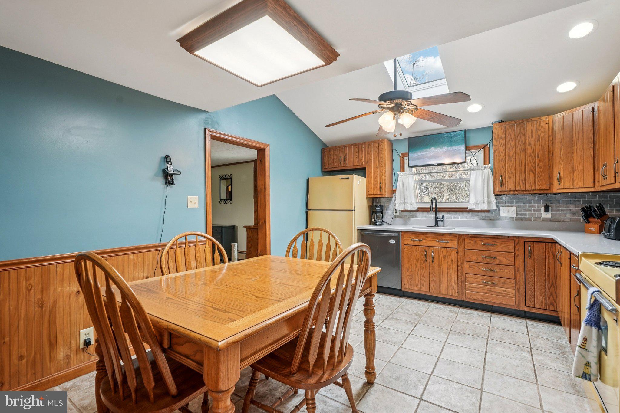 773 East Rock Road Allentown, PA 18103 - Photo 17 of 26