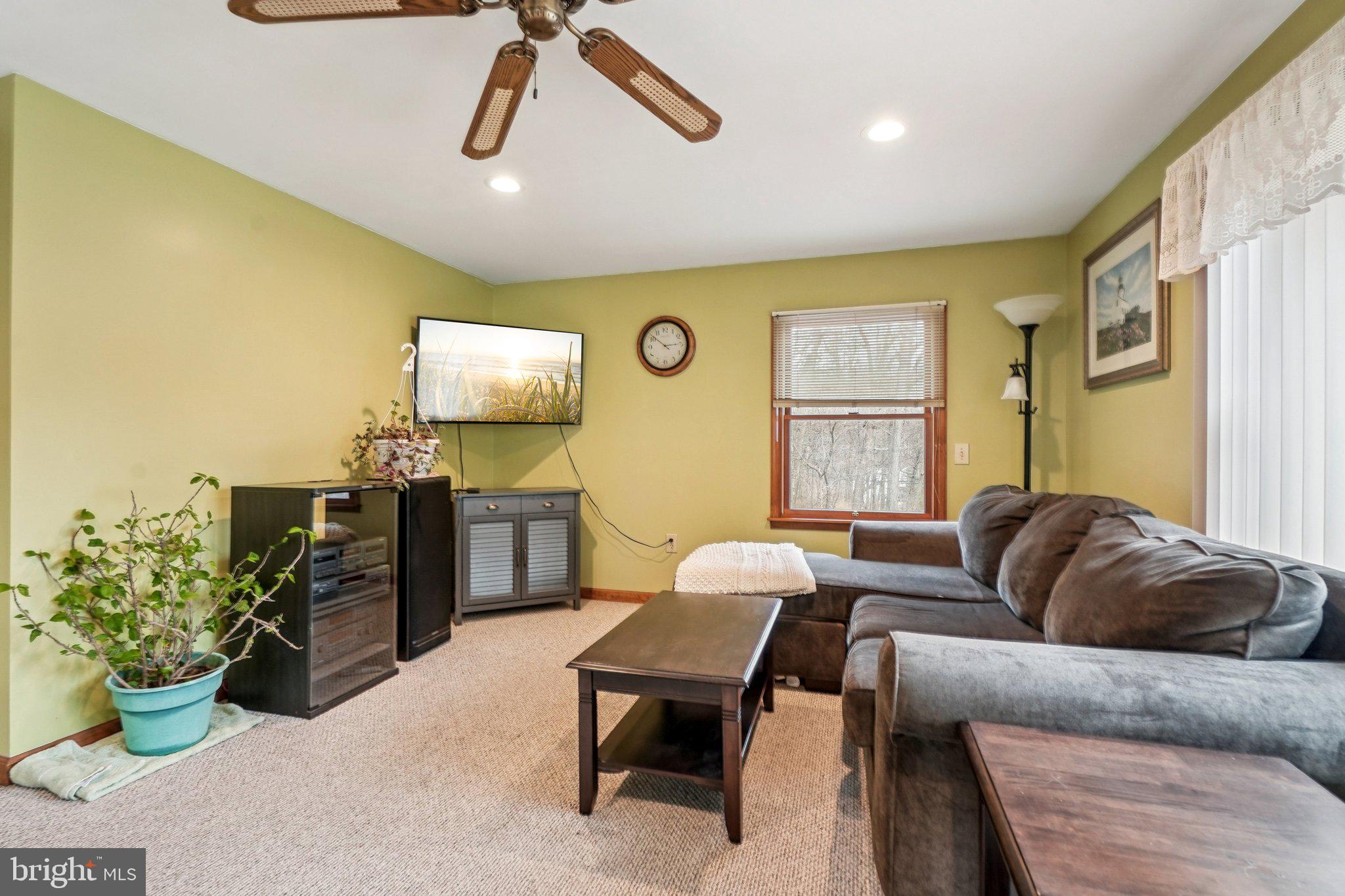 773 East Rock Road Allentown, PA 18103 - Photo 6 of 26