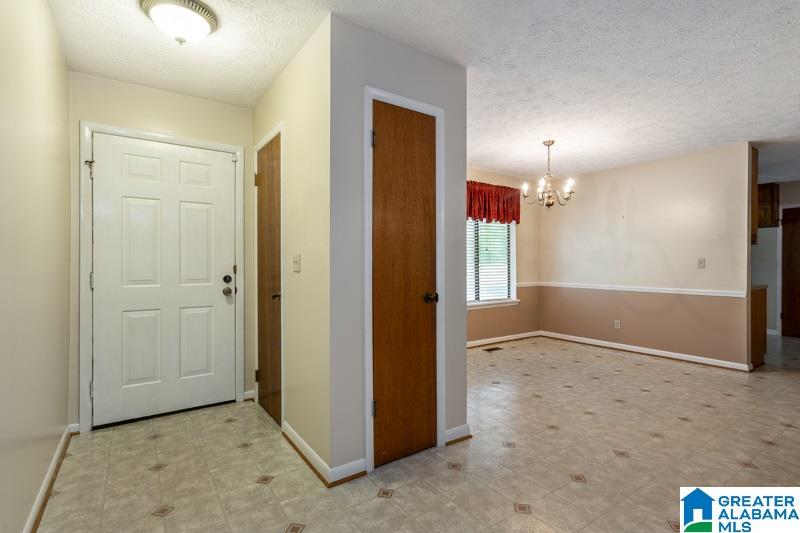150 Upper 10 Road Anniston, AL 36206 - Photo 11 of 46