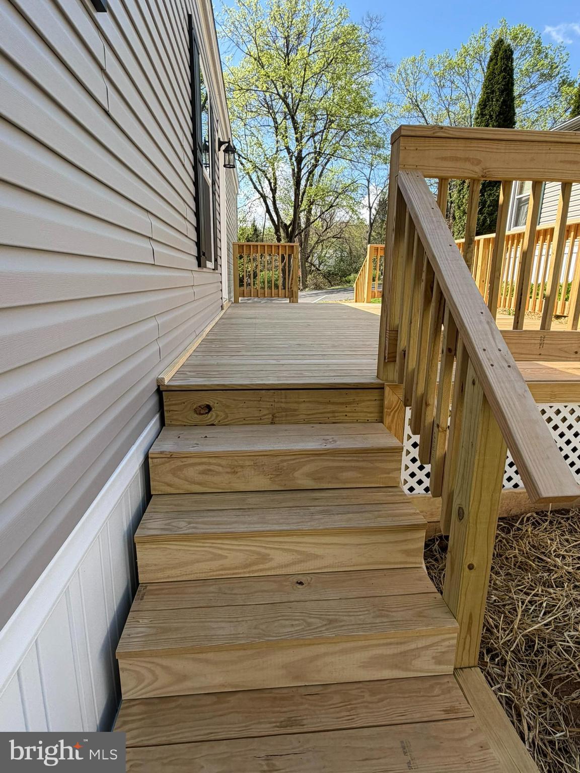 365 East Cherry Road Quakertown, PA 18951 - Photo 42 of 51 a view of entryway