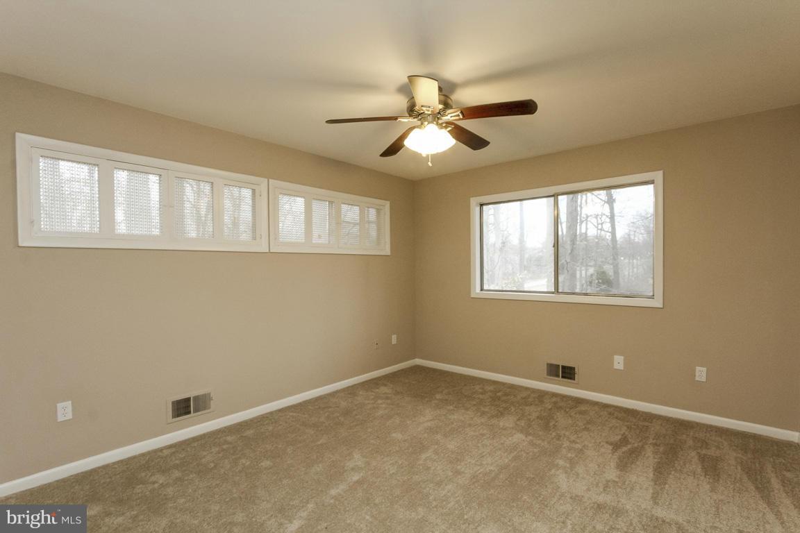 7231 Braddock Road Springfield, VA 22151 - Photo 15 of 30 Bedroom