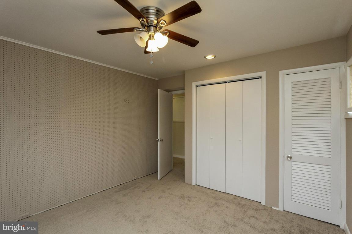 7231 Braddock Road Springfield, VA 22151 - Photo 29 of 30 Bedroom