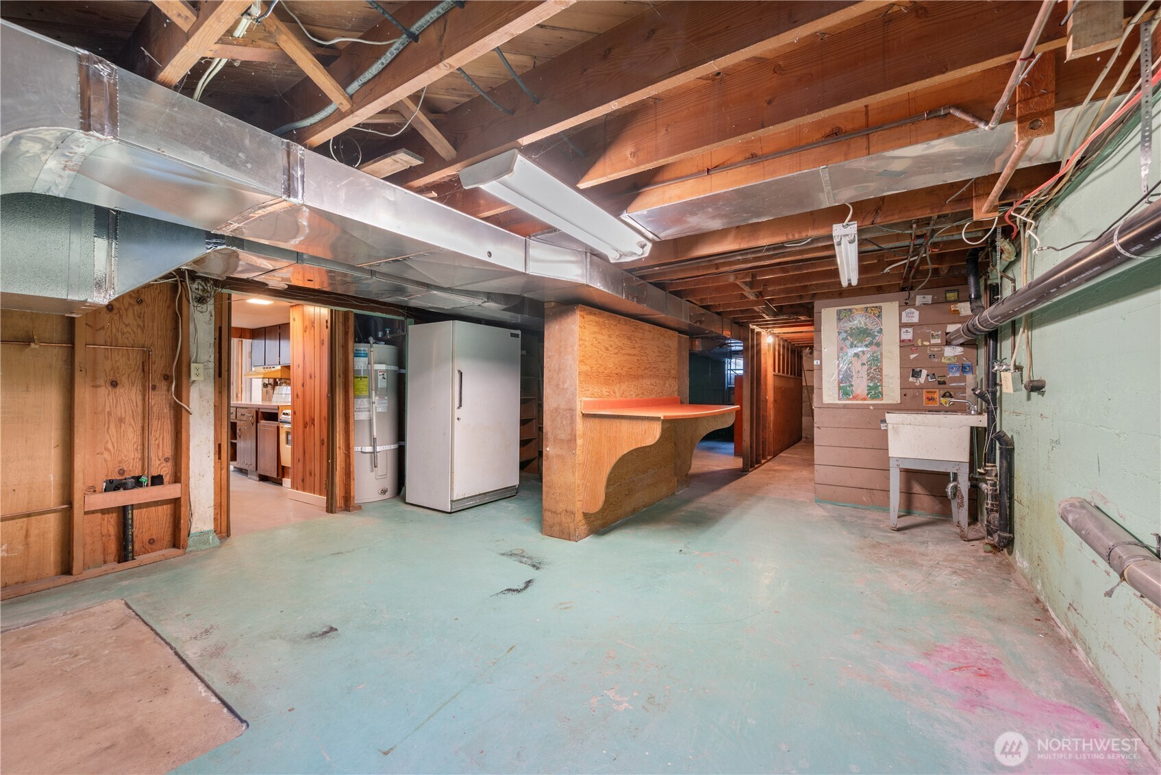 2 Country Club Drive Longview, WA 98632 - Photo 30 of 40 a view of a storage room