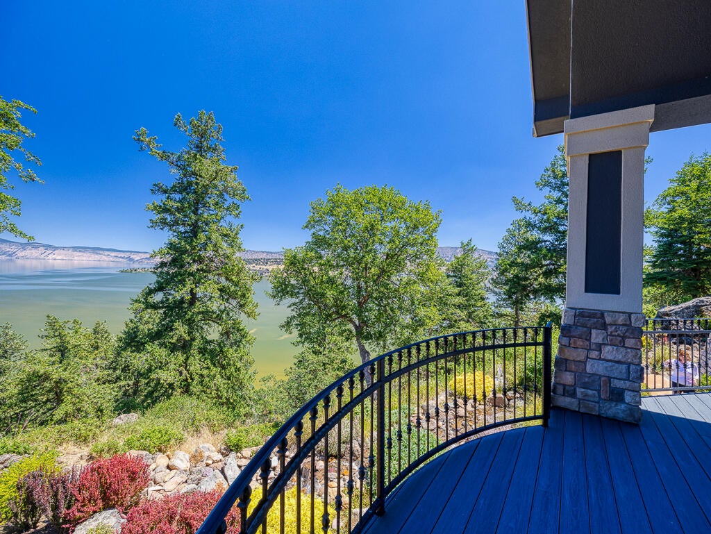 6447 Cooper's Hawk Road Klamath Falls, OR 97601 - Photo 17 of 80 Coopers Hawk-18