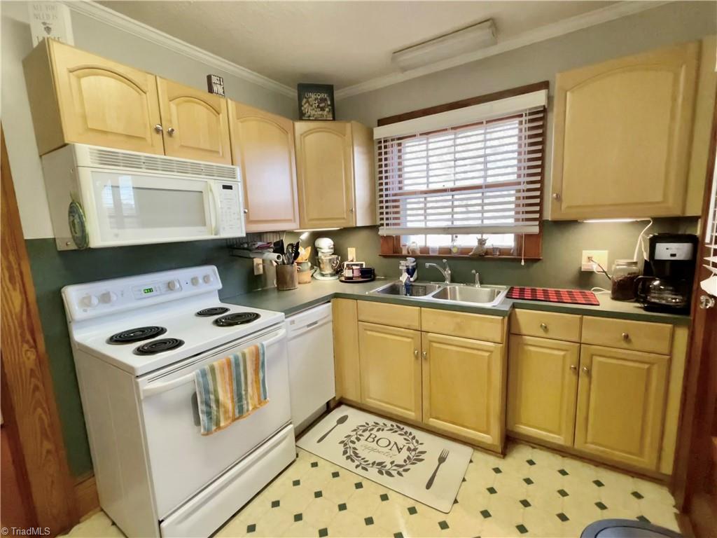 3030 Poplar Springs Road State Road, NC 28676 - Photo 7 of 15 Gallery Image 7