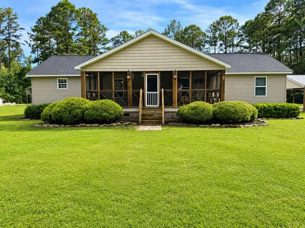 $359,000 | 573 Pecan Orchard Drive, Ridgeville, SC 29472
