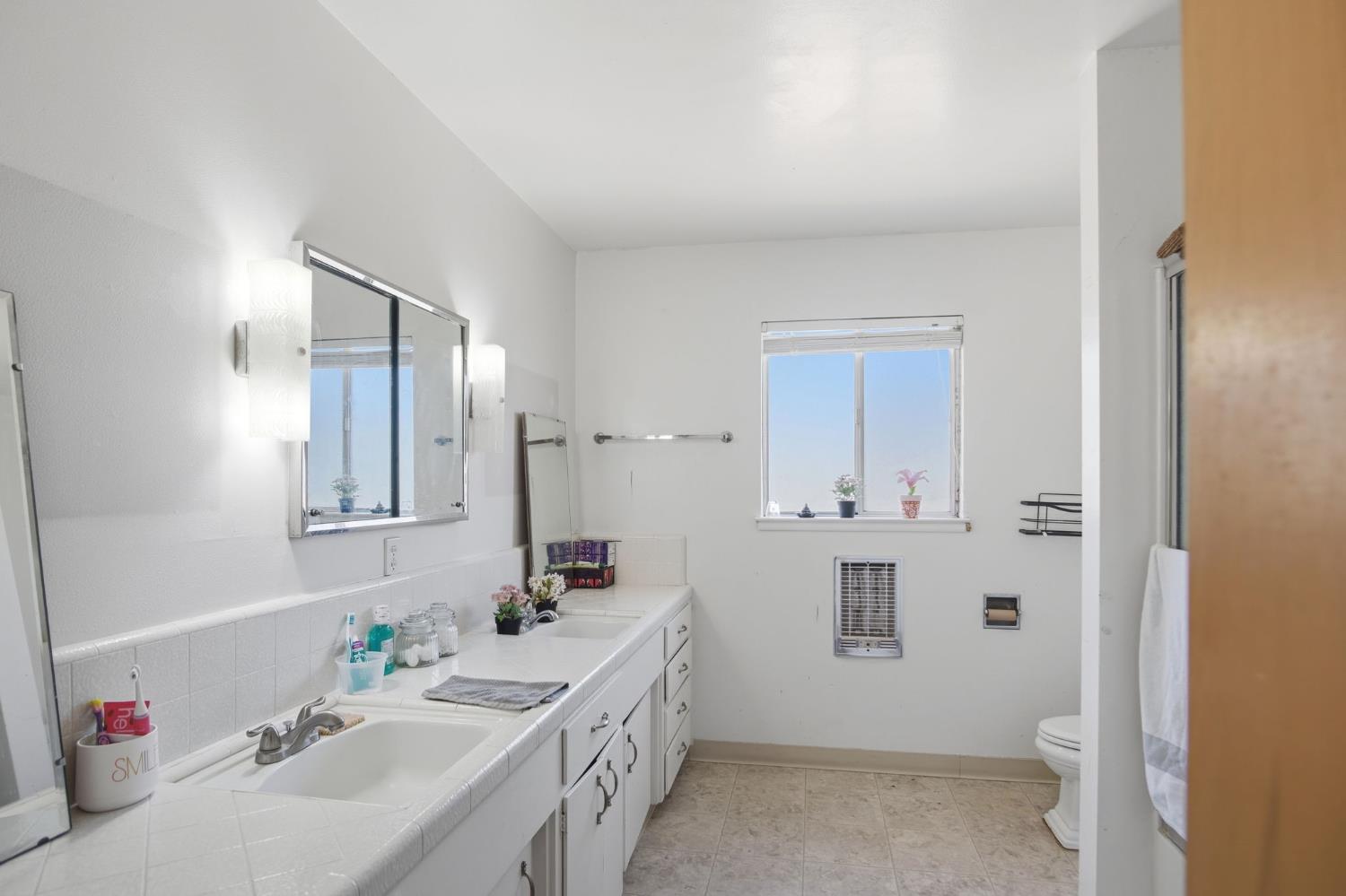 4543 West Grayson Road Modesto, CA 95358 - Photo 18 of 60 Gallery Image 18
