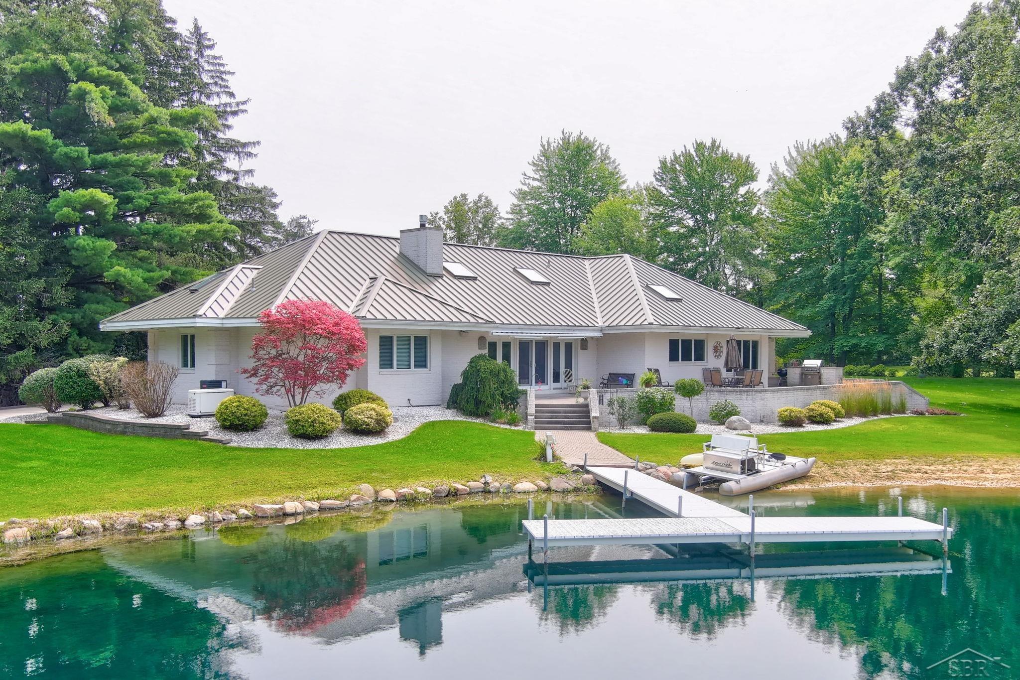 3858 South Graham Road Saginaw, MI 48609 - Photo 77 of 85 50119495-76.JPG