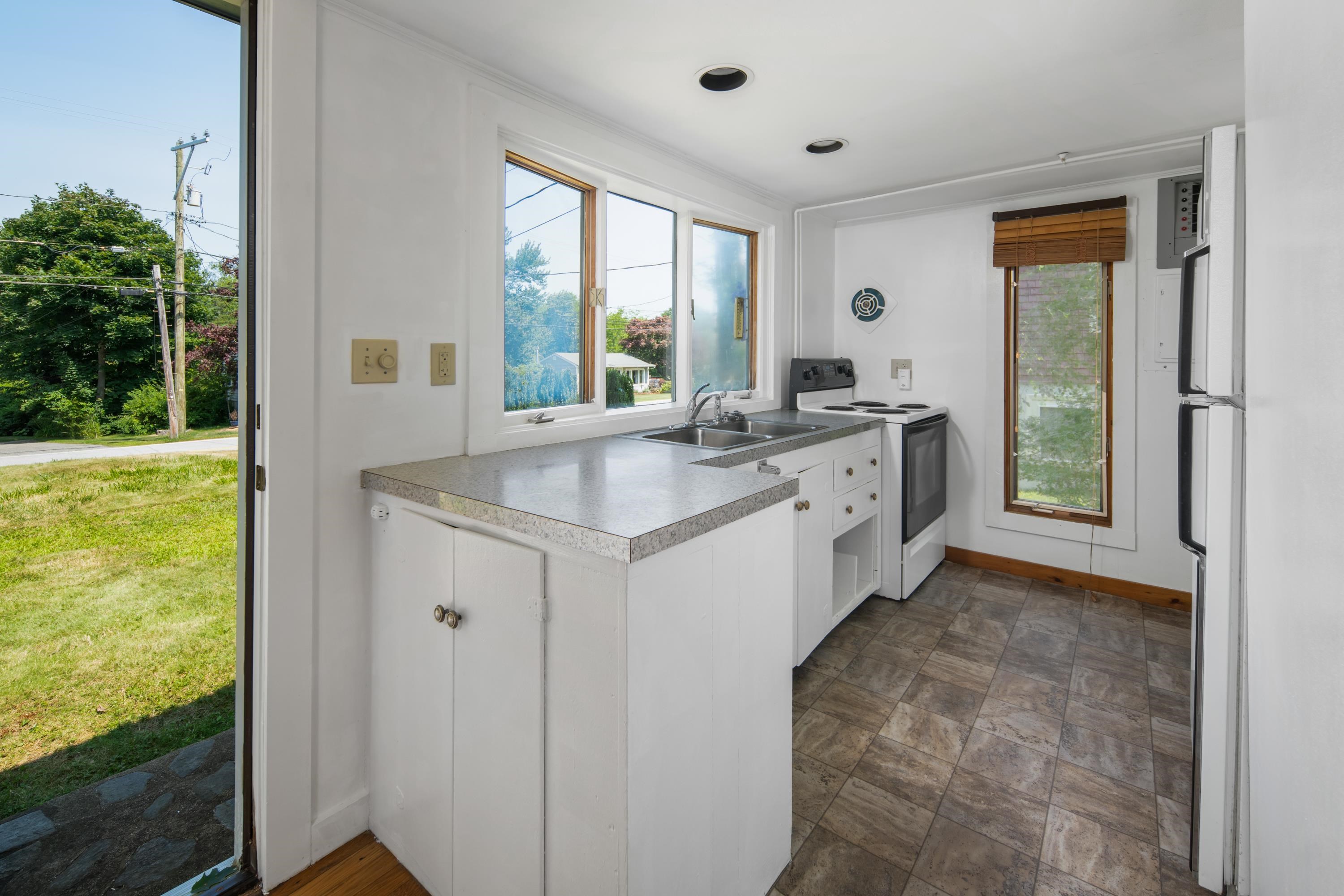 16 Parsons Road Rye, NH 03870 - Photo 16 of 19