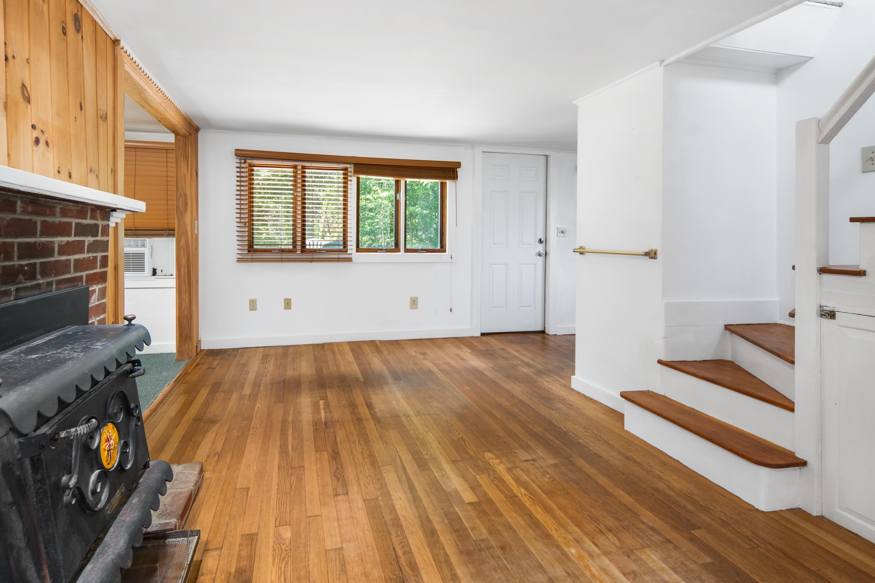 16 Parsons Road Rye, NH 03870 - Photo 5 of 19