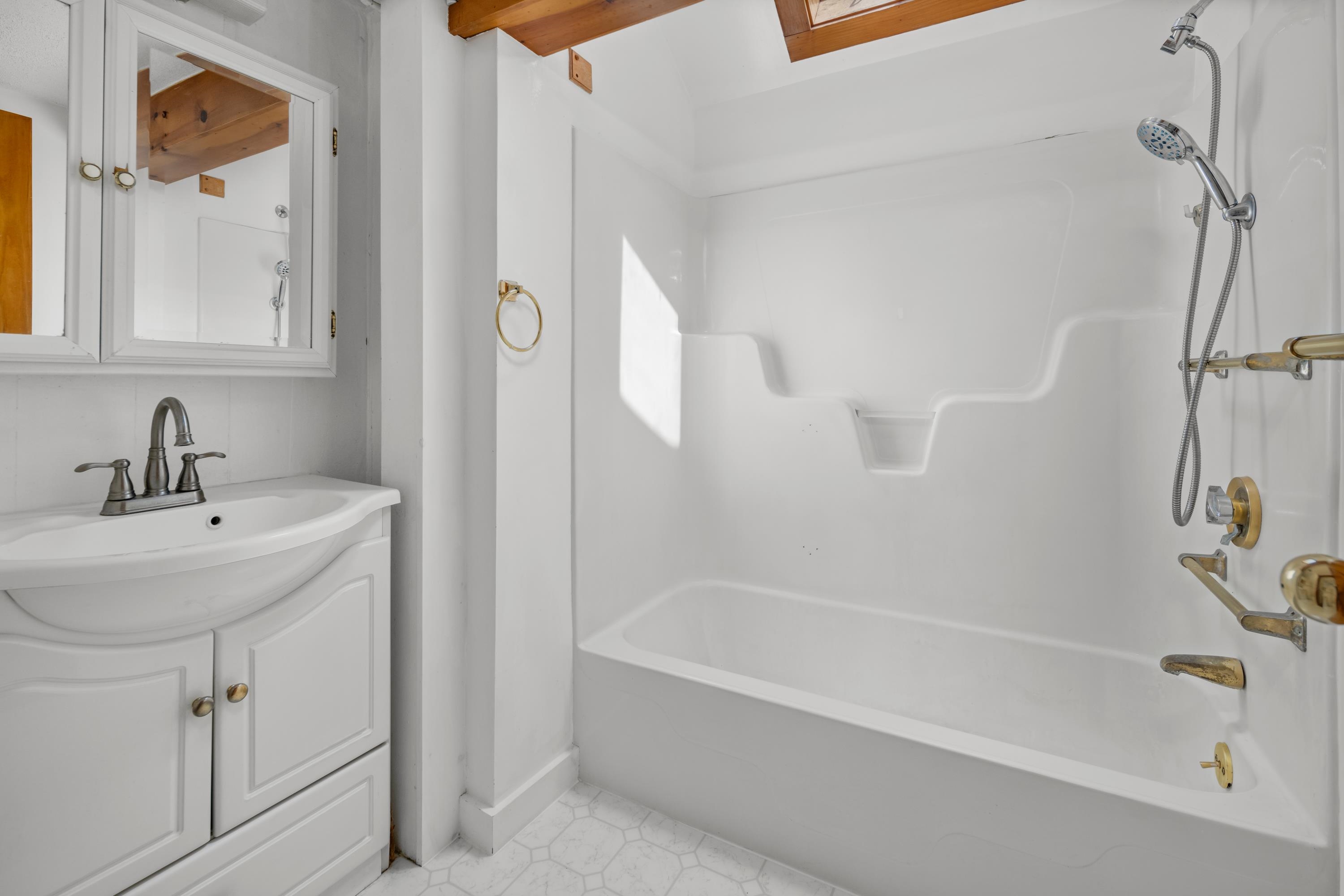 16 Parsons Road Rye, NH 03870 - Photo 6 of 19