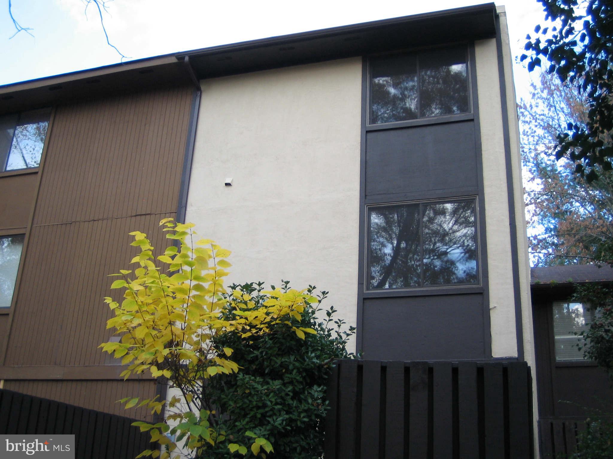 2291 White Cornus Lane Reston, VA 20191 - Photo 2 of 23 Exterior (Rear)