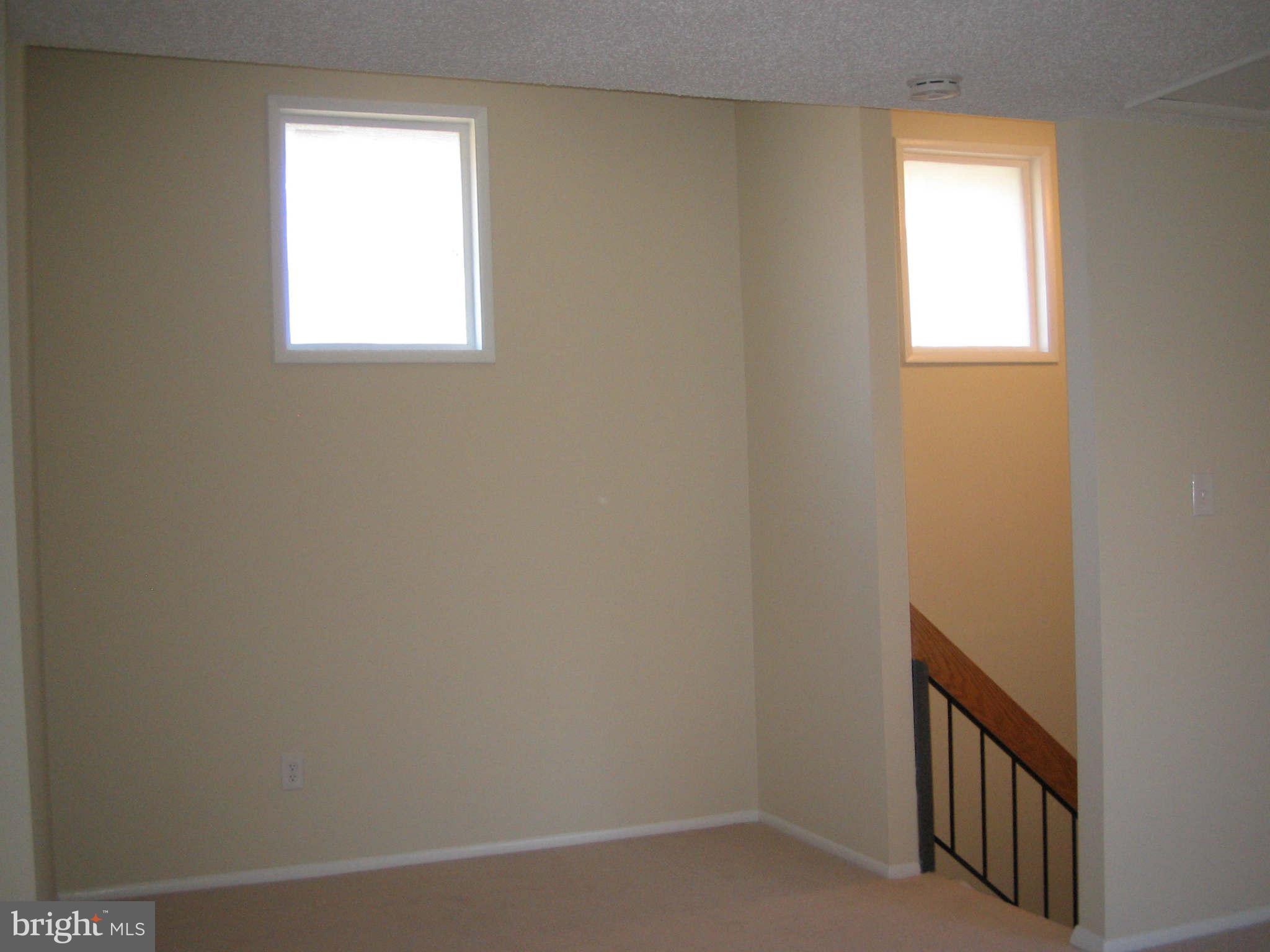 2291 White Cornus Lane Reston, VA 20191 - Photo 16 of 23 Loft