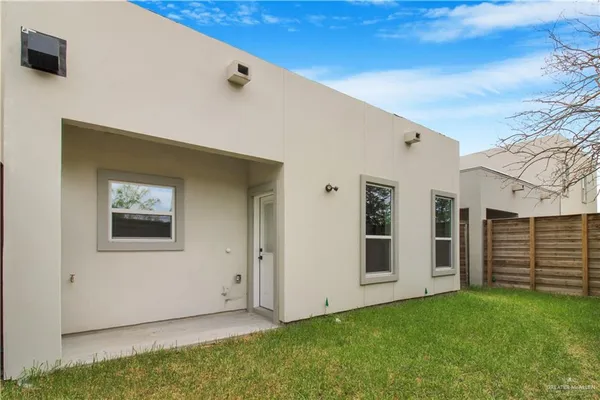 $1,900 | 3429 May Street, Mission, TX 78573