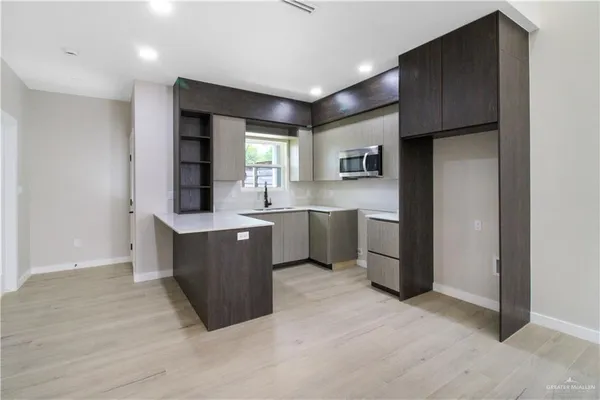 $1,900 | 3429 May Street, Mission, TX 78573