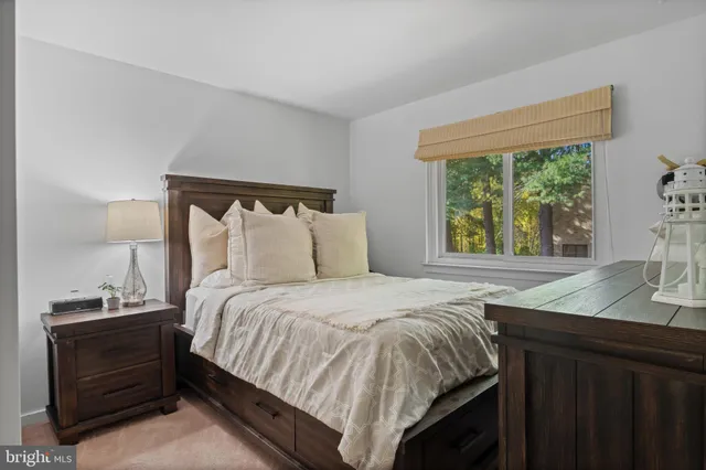 a view of a workspace with furniture