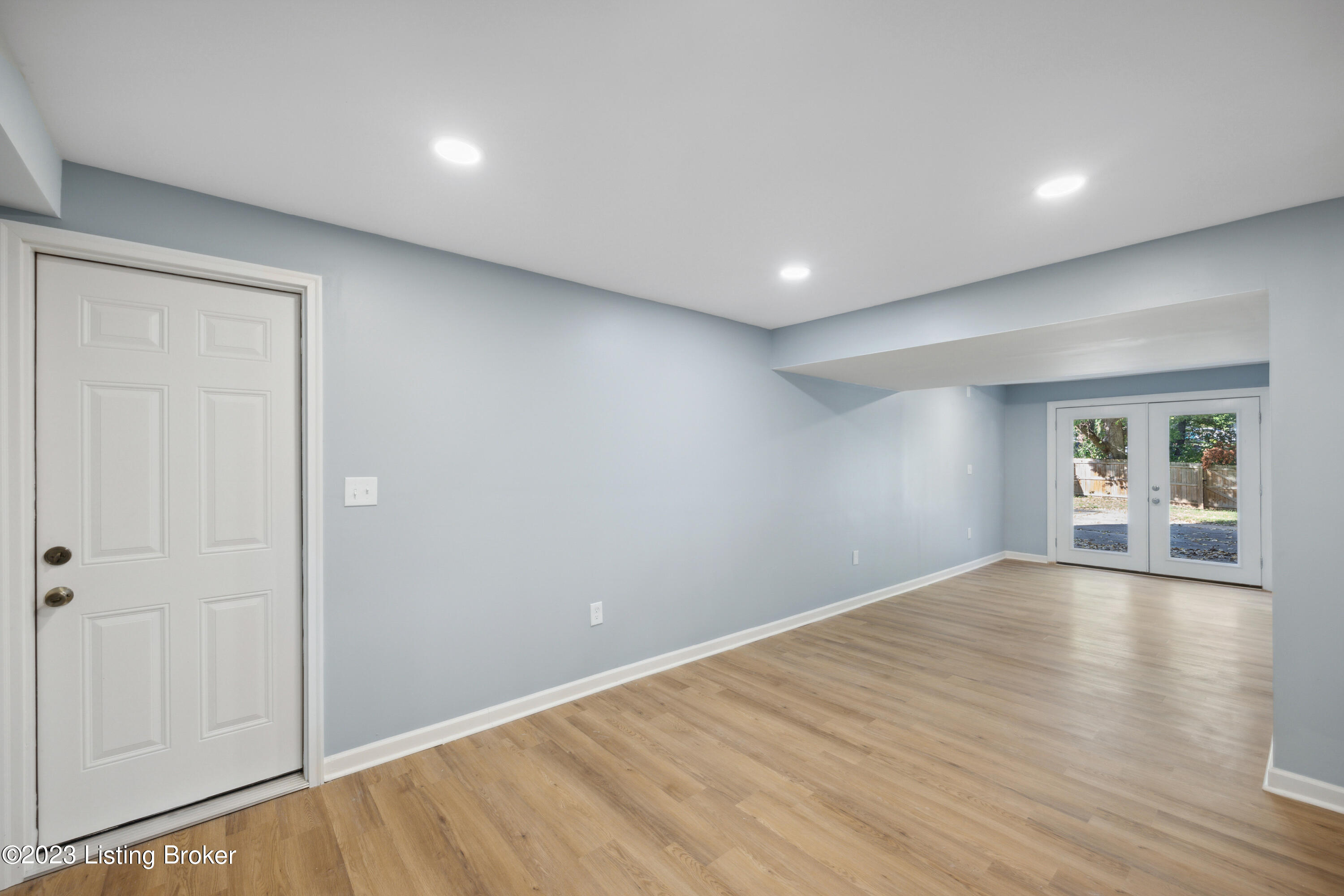 7604 Charron Road Louisville, KY 40220 - Photo 42 of 54 38