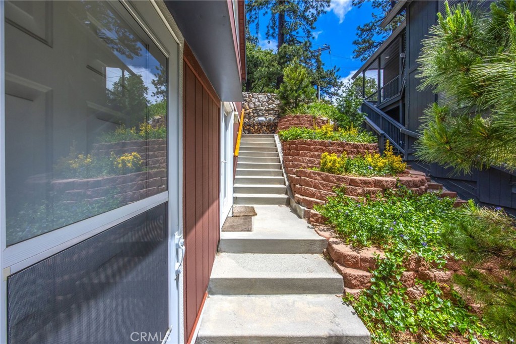 1134 Scenic Way Rimforest, CA 92378 - Photo 29 of 37 Exterior Stair Access to Lower Level and Property
