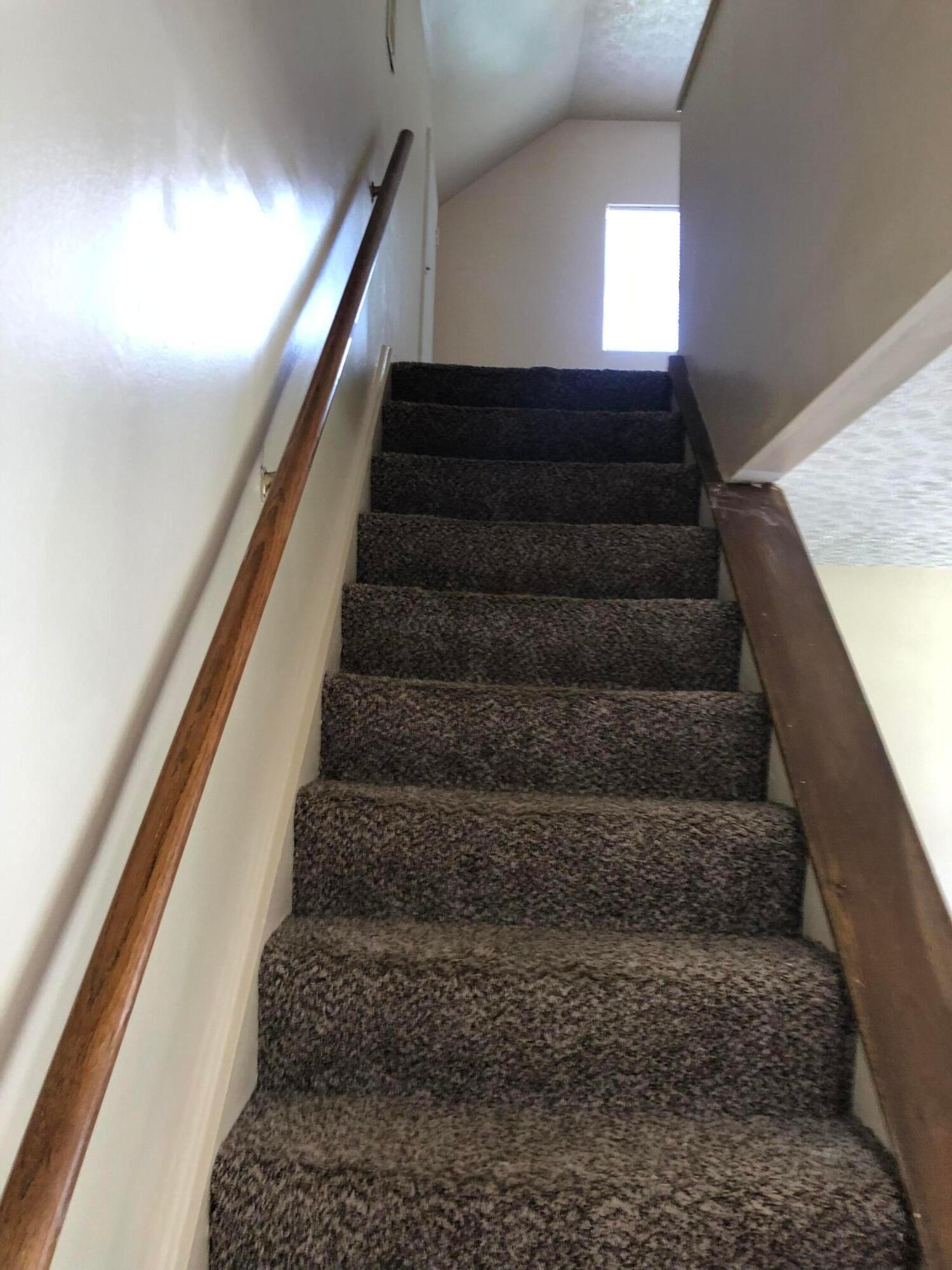 885 Exeter Road Columbus, OH 43213 - Photo 25 of 30