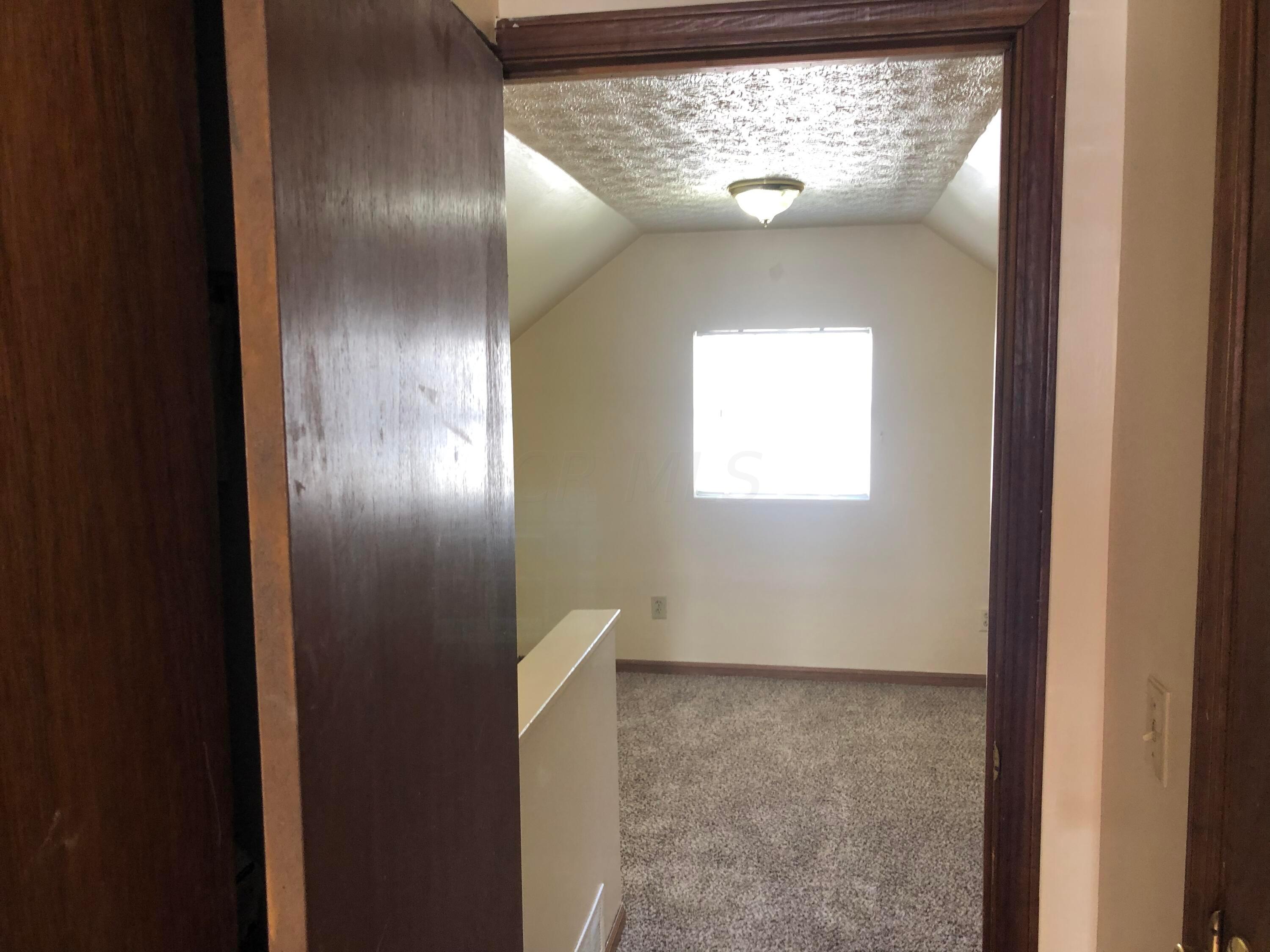 885 Exeter Road Columbus, OH 43213 - Photo 30 of 30