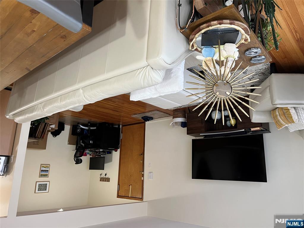 215 Valley Boulevard, Unit 2 Wood-Ridge, NJ 07075 - Photo 5 of 11