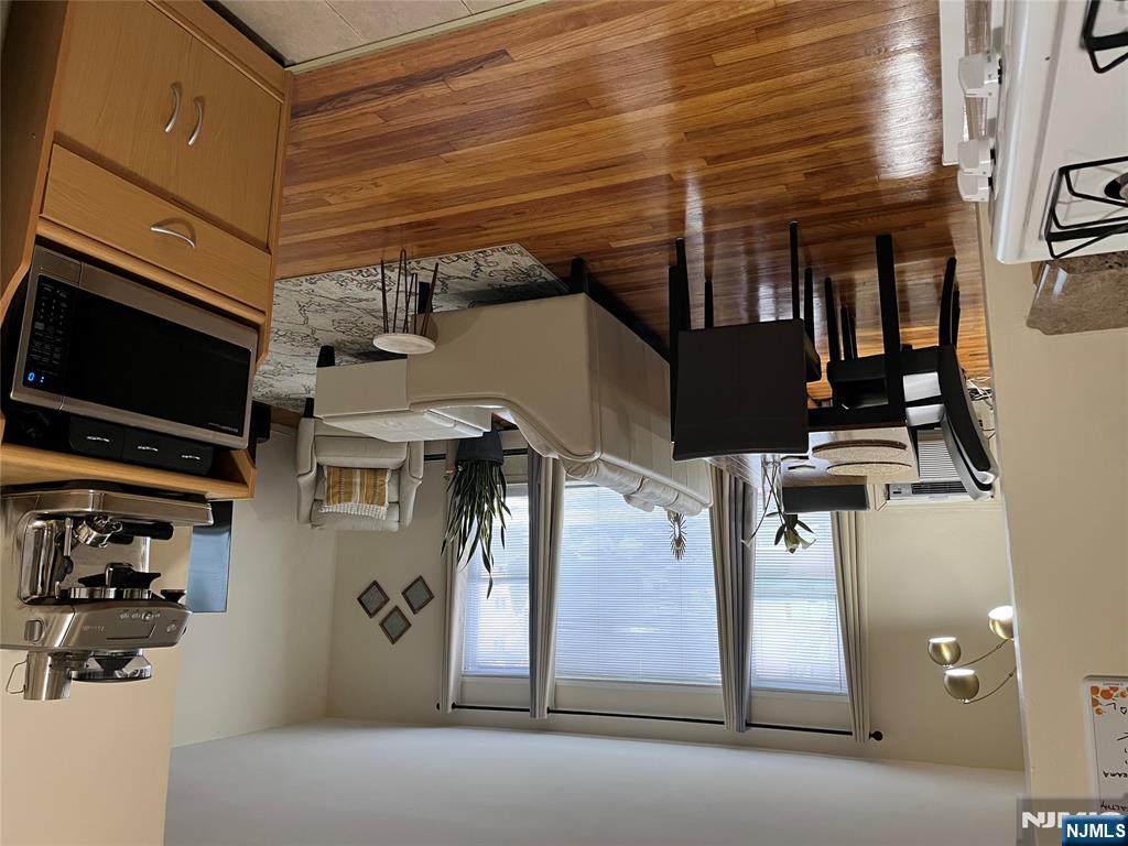 215 Valley Boulevard, Unit 2 Wood-Ridge, NJ 07075 - Photo 7 of 11