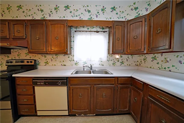 $185,000 | 517 Euclid Avenue, Elmira, NY 14905