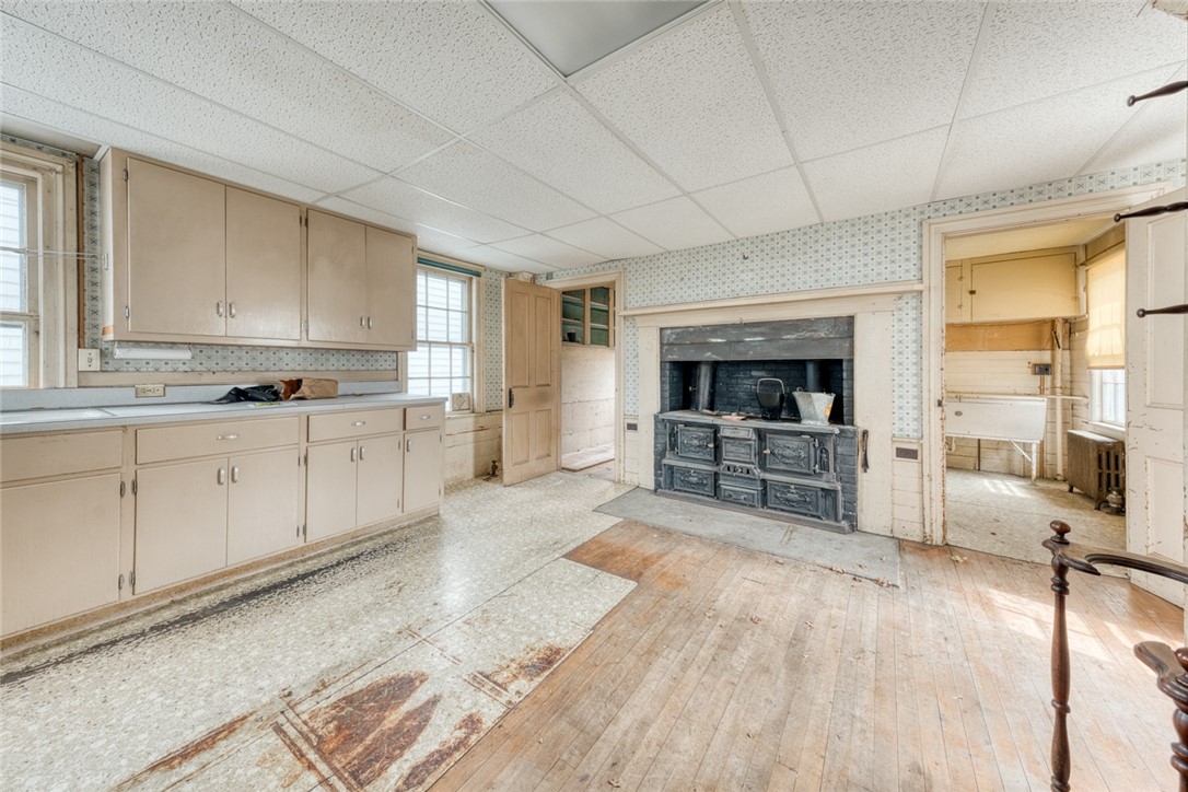 2 Elm Street Westerly, RI 02891 - Photo 22 of 50