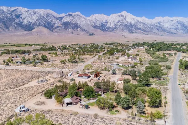 $825,000 | 980 Shahar Avenue, Lone Pine, CA 93545