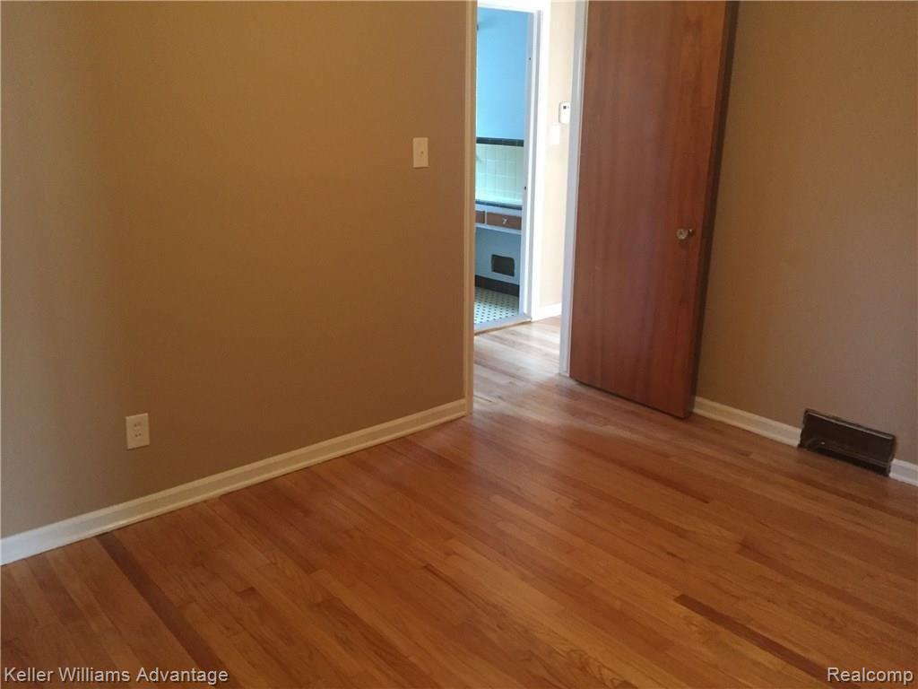 29987 Spring Arbor Drive Inkster, MI 48141 - Photo 13 of 14