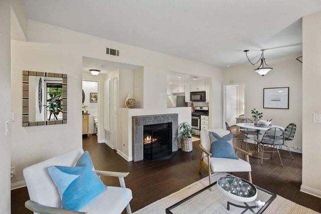 $3,990 | 1261 Franciscan Court, Carpinteria, CA 93013