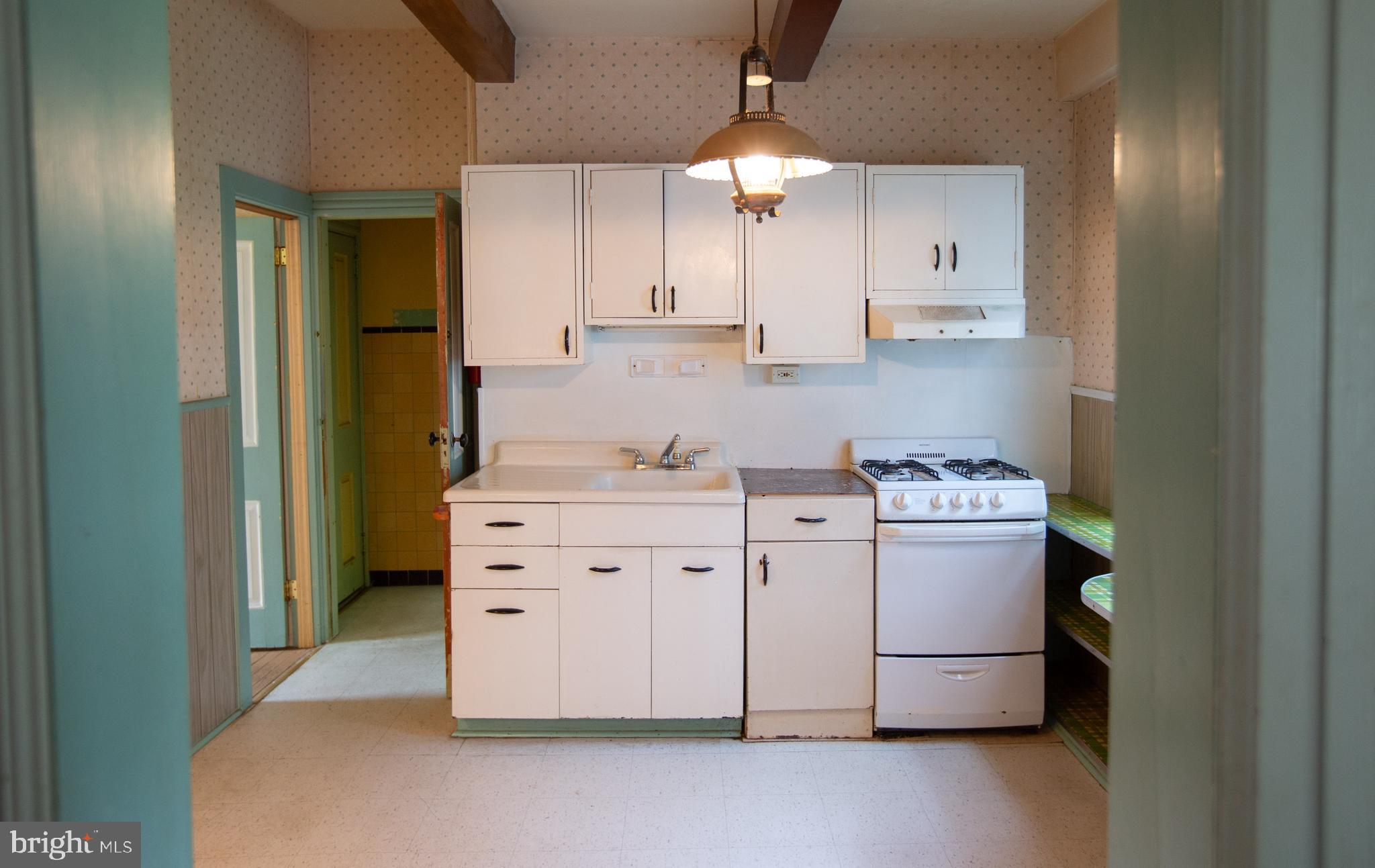 635 Rhawn Street Philadelphia, PA 19111 - Photo 22 of 45 Gallery Image 22