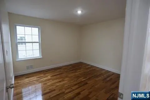 $3,200 | 230 Tappan Street, Kearny, NJ 07032