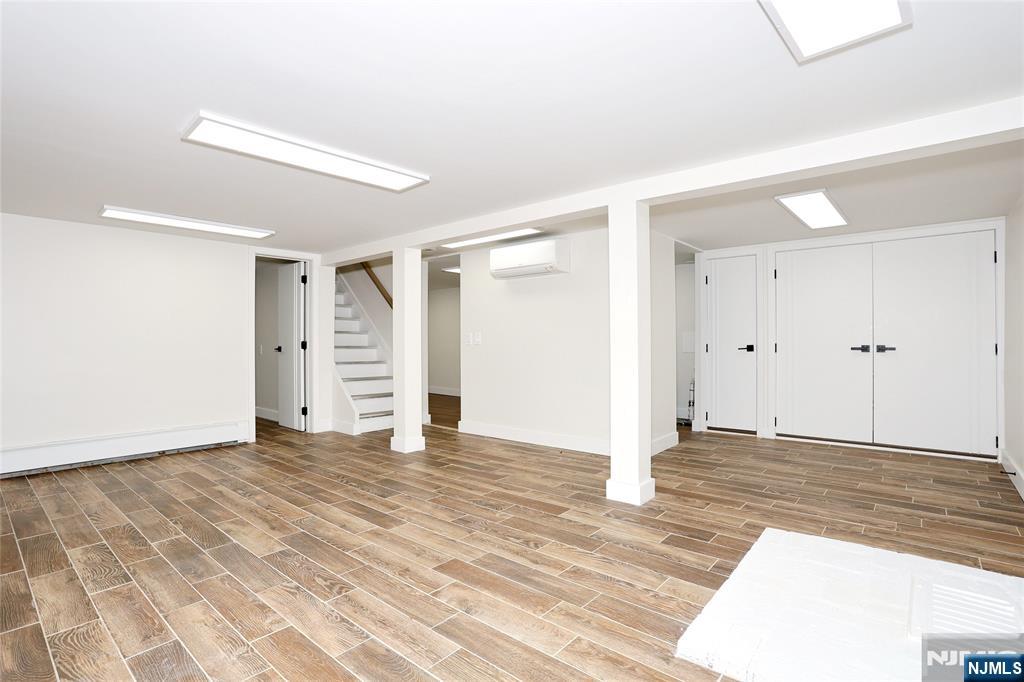 20 Dojean Court Bergenfield, NJ 07621 - Photo 36 of 50